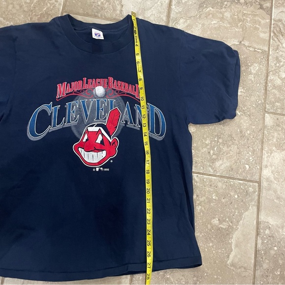 Vintage Logo 7 1995 MLB Cleveland Indians Tee single stitched Sz Large - Picture 10 of 10